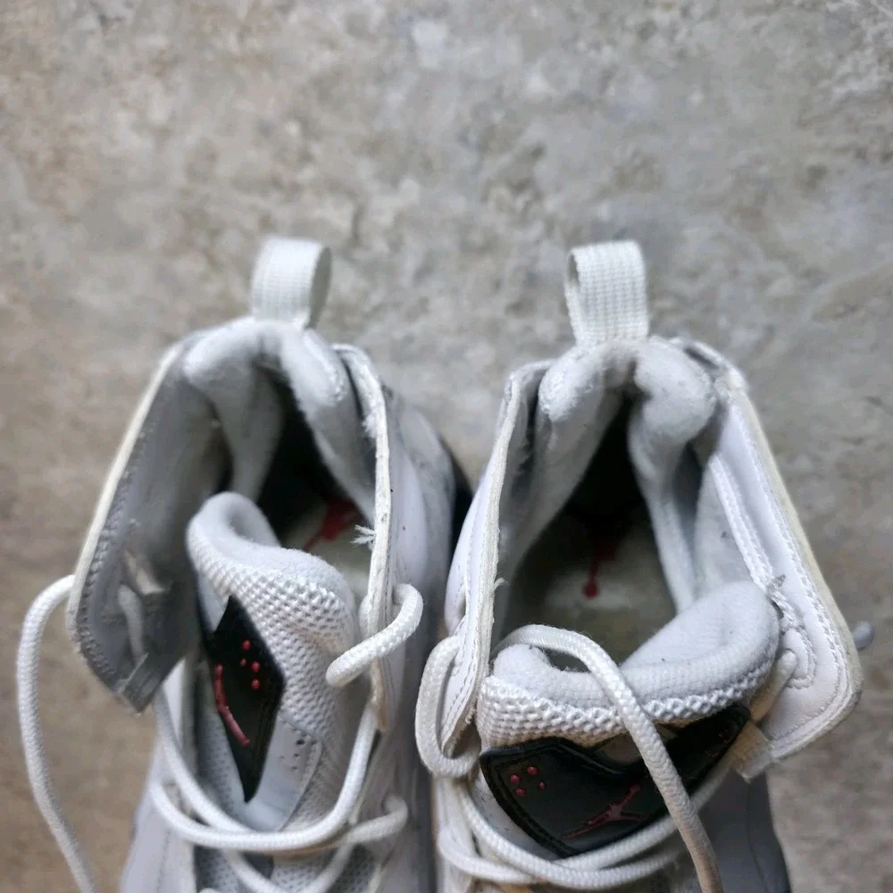 Jordan True Flight White Cement High Top Sneakers White Black Red Mens Size 9